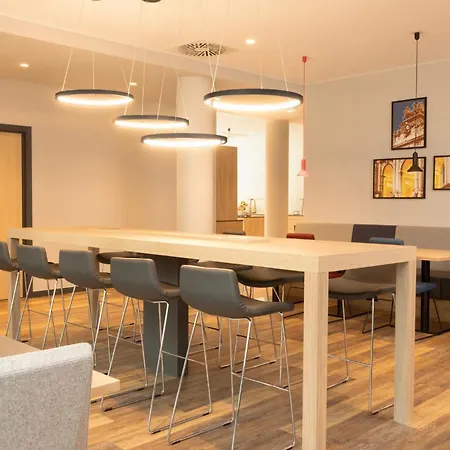 Hotel Express Brussels - Airport By Ihg *